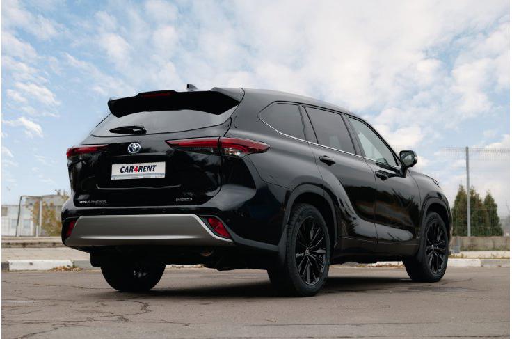 Toyota Highlander 2025