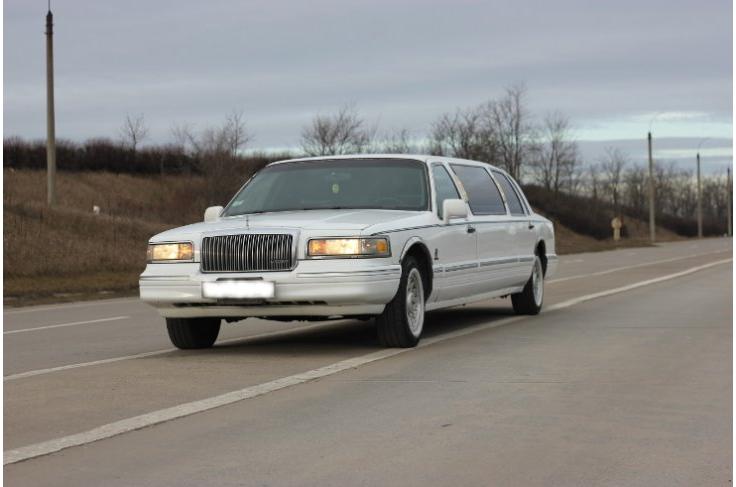 Lincoln Town Car