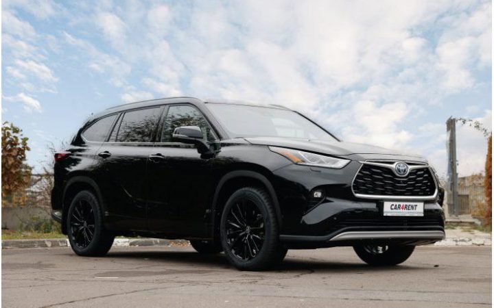 Toyota Highlander 2025
